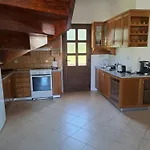 Vakantiehuis παραδοσιακη λαζαρατα