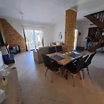 παραδοσιακη λαζαρατα Vakantiehuis Lazaráta