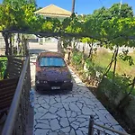 παραδοσιακη λαζαρατα *