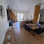 παραδοσιακη λαζαρατα Ferienhaus Lazaráta